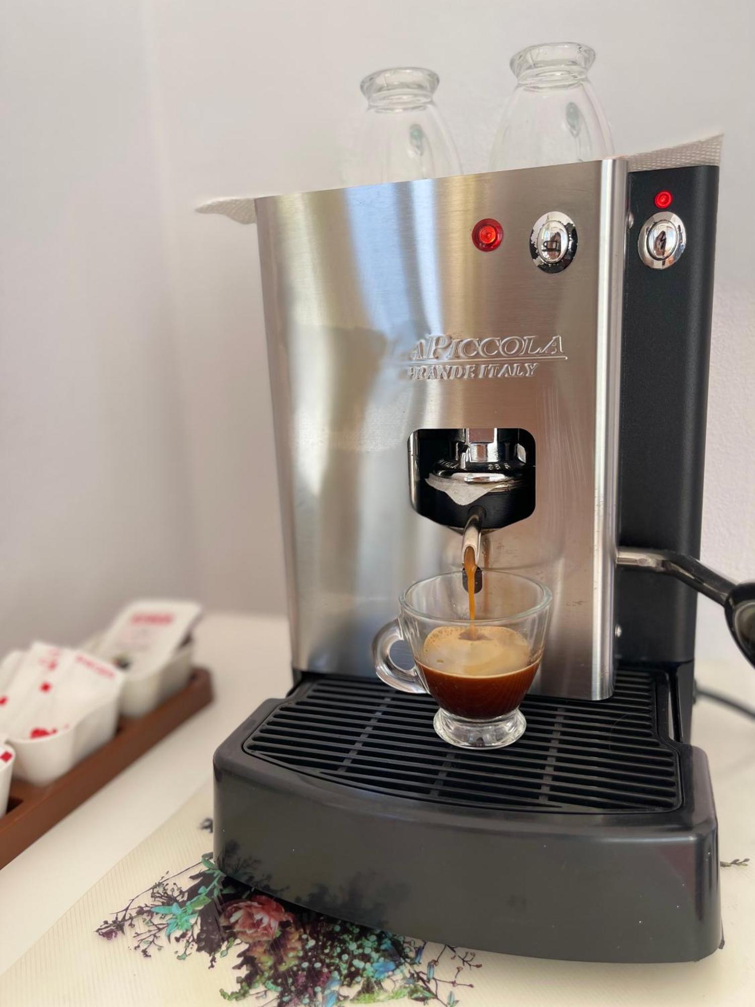 Kristi Apartment 2 Min To Sea Netflix & Espresso Station Саранда Екстер'єр фото