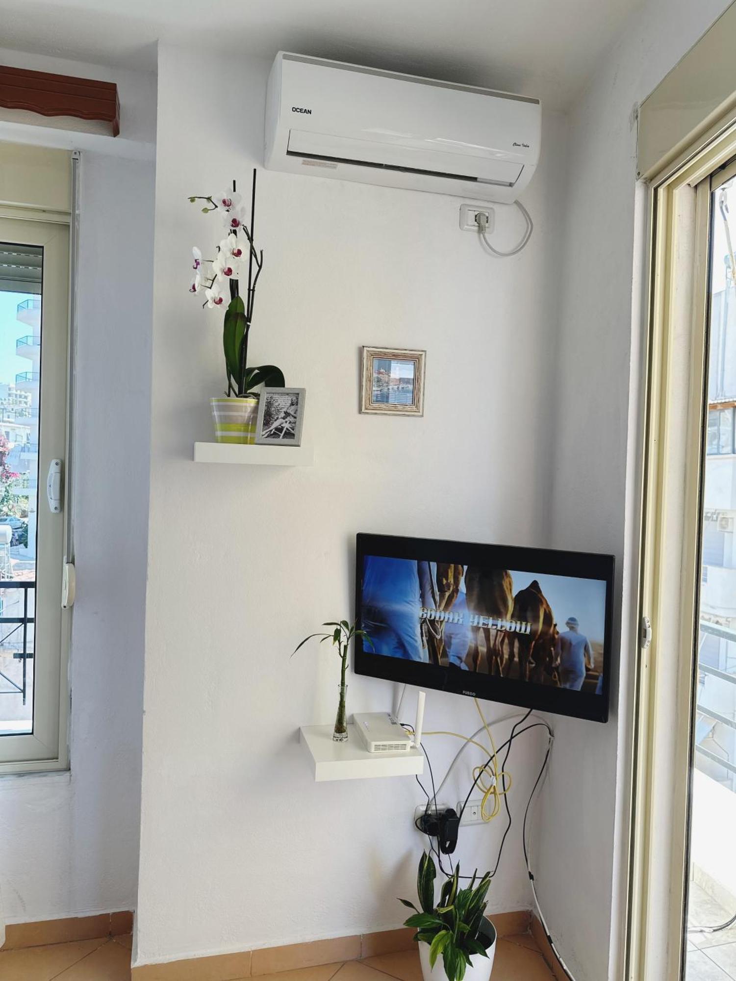 Kristi Apartment 2 Min To Sea Netflix & Espresso Station Саранда Екстер'єр фото